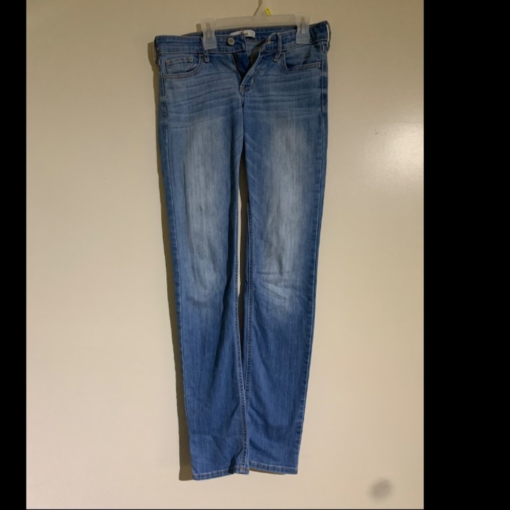 Two pair of Hollister Jeans!